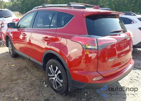 2017 Toyota Rav4 Le z USA, uszkodzony, nr VIN JTMZFREV5HJ114225
